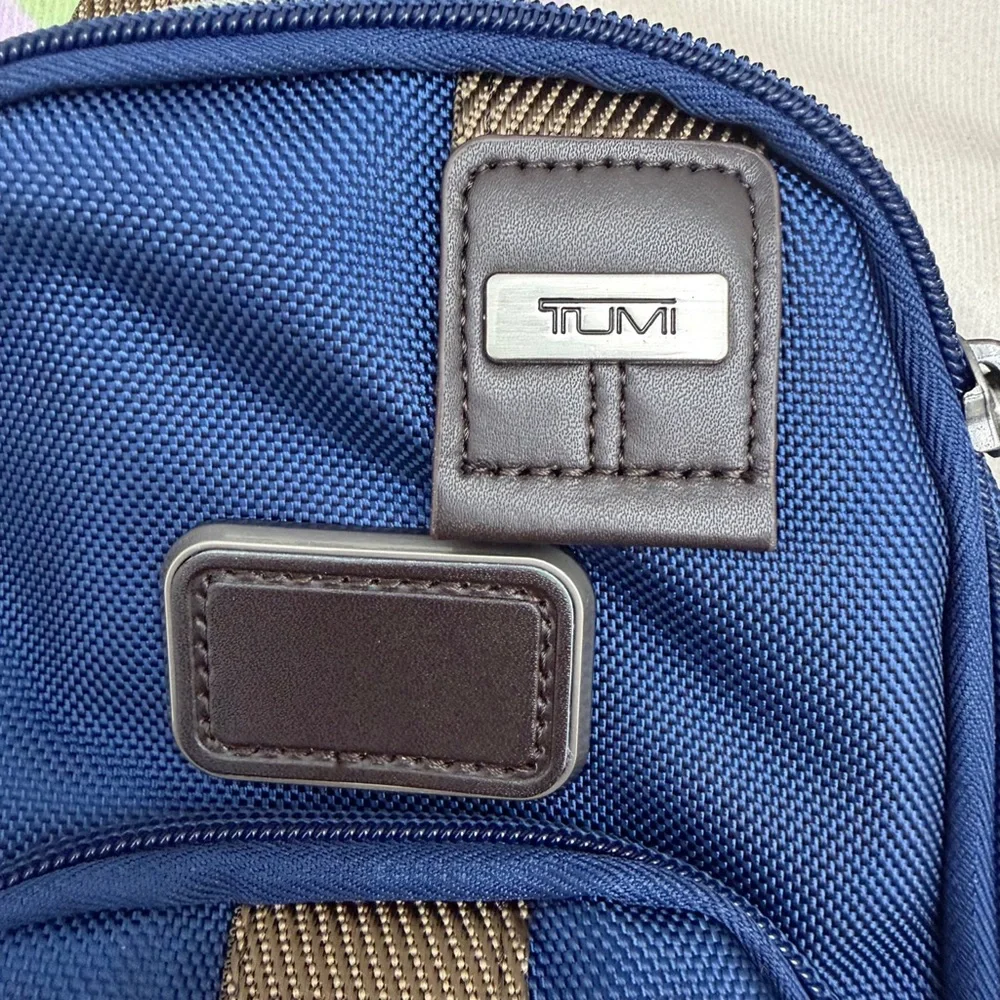 🌞 Tumi Alpha Bravo Compact Shoulder Bag|Chest Pack